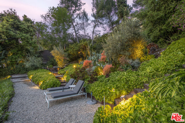 2544 Greenvalley Road, Los Angeles CA: https://media.crmls.org/mediaz/df4bbf42-fd0f-4545-a3ae-45e3aa4ed4fb.jpg