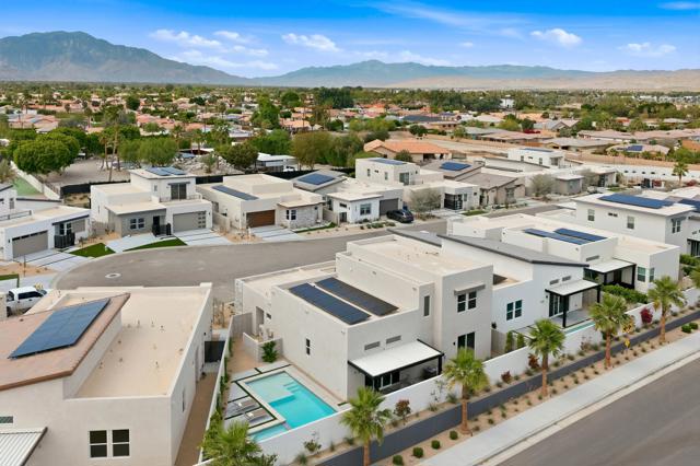 Image 37 of 41 For 41868 Volare Court