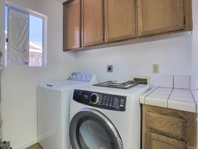Detail Gallery Image 16 of 20 For 1135 Peach Ave. #C,  El Cajon,  CA 92021 - 3 Beds | 2 Baths