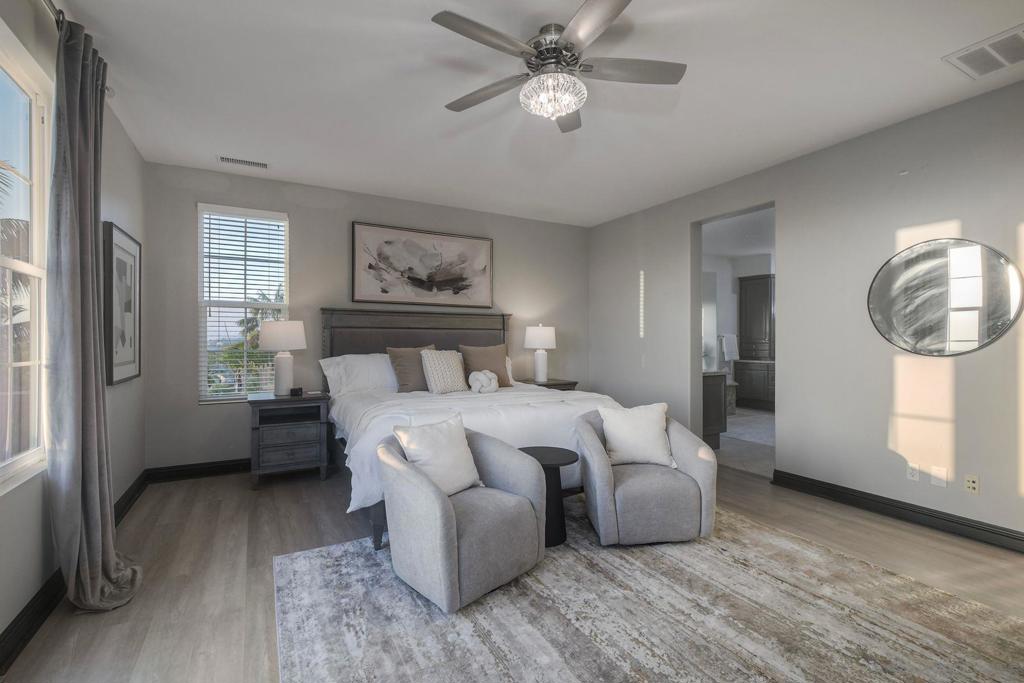 MLS #250043674SD image #12