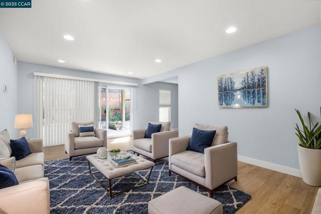 651 Moraga Rd, Moraga CA: https://media.crmls.org/mediaz/df4cb833-f73b-47dd-afb2-7fc1aeb8b39f.jpg