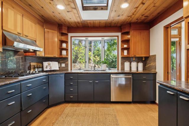 12675 La Cresta Drive, Los Altos Hills CA: https://media.crmls.org/mediaz/df4e8e00-bd48-4f87-a39e-64eed76e06ab.jpg