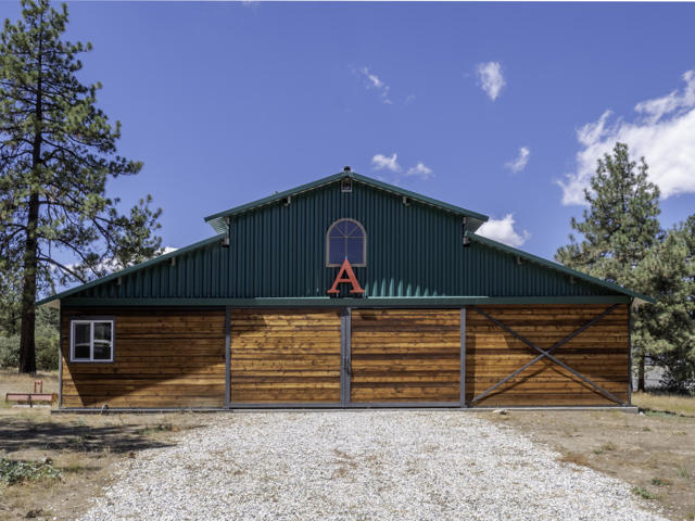 61072 Devils Ladder Road, Mountain Center CA: https://media.crmls.org/mediaz/df4f2f78-6f4a-4c13-a38f-01de320a0280.jpg