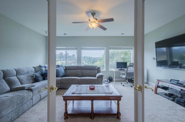 17403 Avenida Los Altos, Salinas CA: https://media.crmls.org/mediaz/df4f32ca-7bca-470c-8150-1356db12a477.jpg