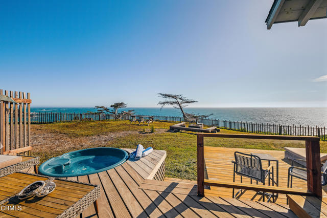 Detail Gallery Image 9 of 30 For 38000 Old Coast Hwy, Gualala,  CA 95445 - 2 Beds | 1 Baths