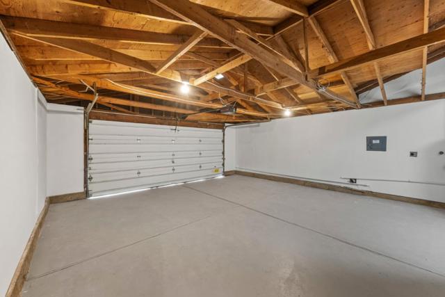 1575 Acacia Way, Morgan Hill CA: https://media.crmls.org/mediaz/df507ee2-9a92-4256-8e37-0b7594f62a7e.jpg