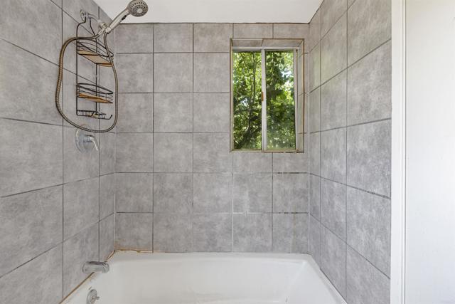Home for Sale in Valley Center