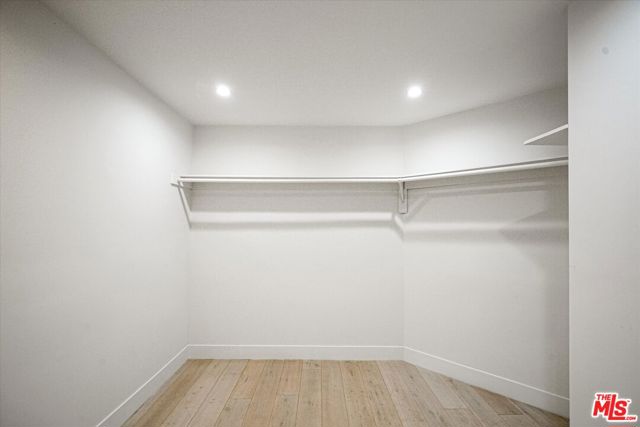 4122 S Bronson Avenue, Los Angeles CA: https://media.crmls.org/mediaz/df50d0e7-ecbb-45af-844f-c8faaafbb536.jpg
