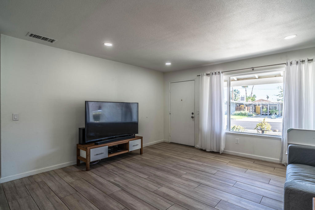 MLS #219139282DA image #7