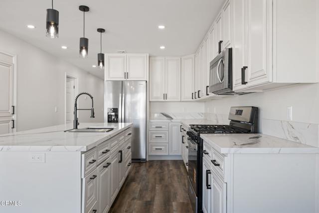 Detail Gallery Image 11 of 25 For 66 via Sintra #66,  Camarillo,  CA 93012 - 3 Beds | 2/1 Baths