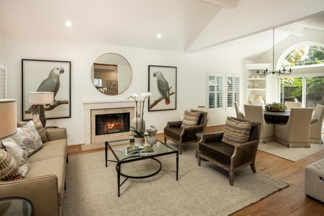 560 9th Avenue, Menlo Park CA: https://media.crmls.org/mediaz/df54119b-a6ce-4527-ab38-941ff9ea30c1.jpg