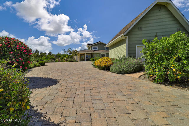 10255 Presilla Road, Santa Rosa CA: https://media.crmls.org/mediaz/df54a93d-e0d6-45b5-b6cd-5503727281ce.jpg