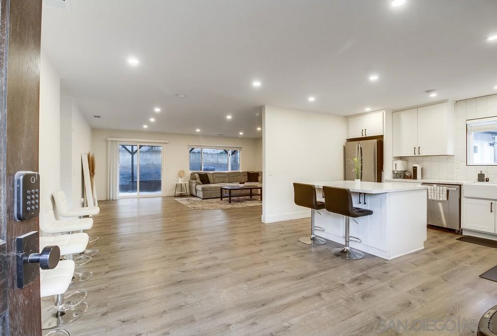 MLS #250042294SD image #6