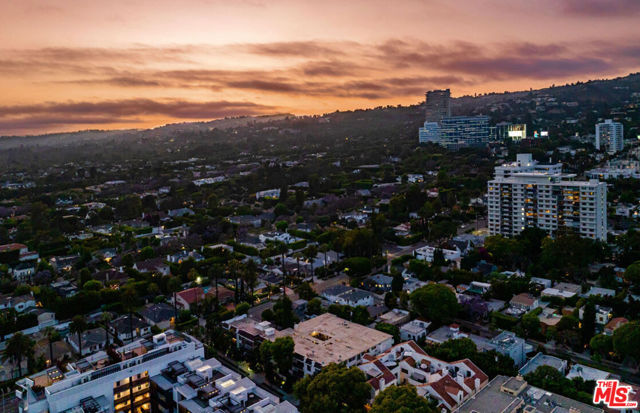9061 Keith Avenue, West Hollywood CA: https://media.crmls.org/mediaz/df567e1b-f92b-4474-a0a2-c98622a4de3c.jpg