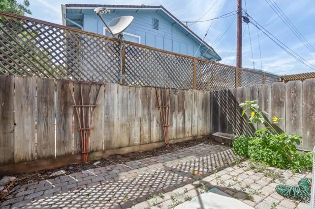 801 Nash Road, Hollister CA: https://media.crmls.org/mediaz/df56b1ed-95b7-4d7c-b11b-53cf33668b35.jpg
