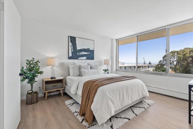 300 Davey Glen Road, Belmont CA: https://media.crmls.org/mediaz/df56c33f-5206-4e44-96cb-8876cc8d63ec.jpg