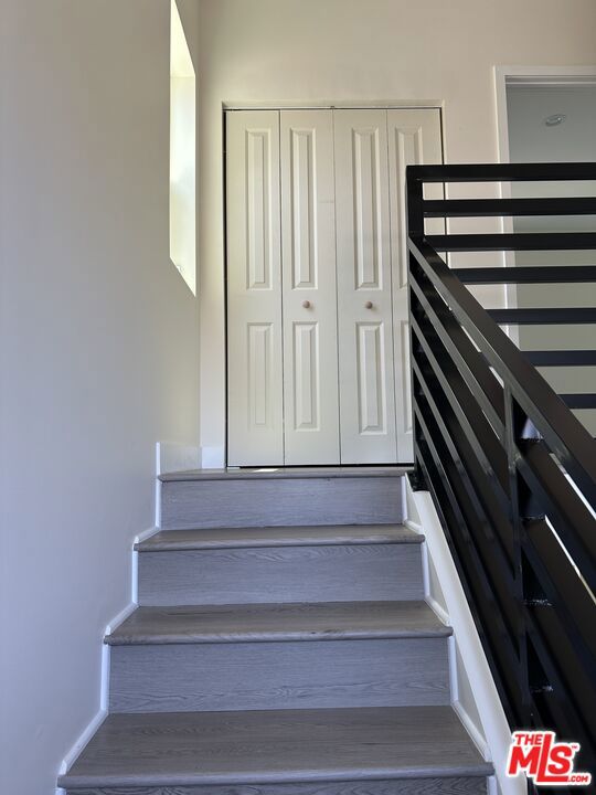 3556 Butler Avenue, Los Angeles CA: https://media.crmls.org/mediaz/df57d945-4f7b-462f-8f56-c31ce908bf10.jpg