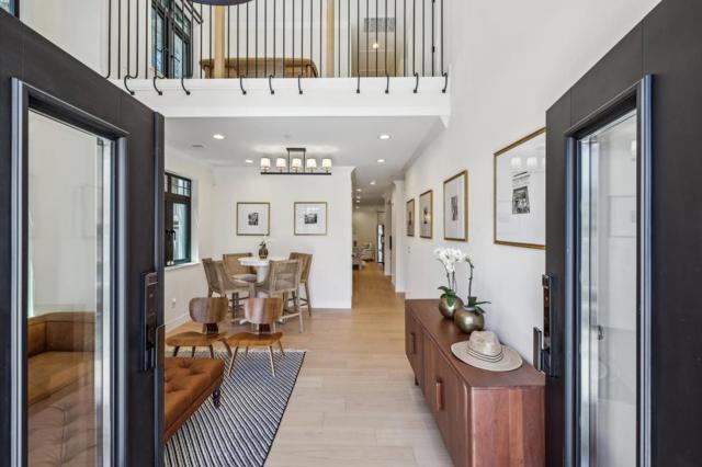 546 Oxford Avenue, Palo Alto CA: https://media.crmls.org/mediaz/df59e035-d620-4f1c-a22a-4591dfb4e651.jpg