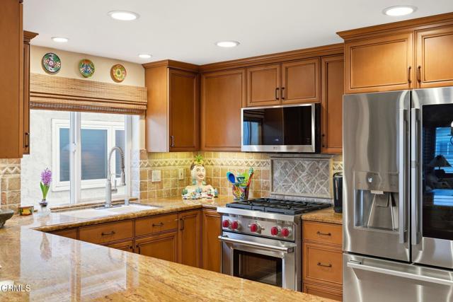 Detail Gallery Image 26 of 73 For 137 Fillmore Ave, Oxnard,  CA 93035 - 3 Beds | 3 Baths