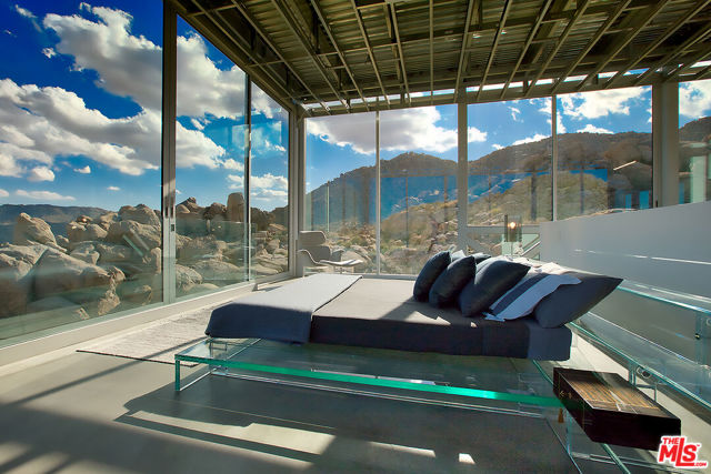 8198 Uphill Road, Joshua Tree CA: https://media.crmls.org/mediaz/df5a957a-7c8f-44b5-88a9-9907a6903afd.jpg