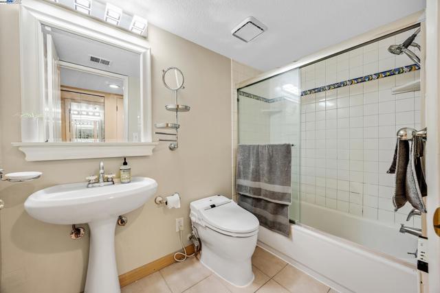 1308 Walden Rd, Walnut Creek CA: https://media.crmls.org/mediaz/df5b0134-7163-449e-8890-a08d3b09e9b6.jpg