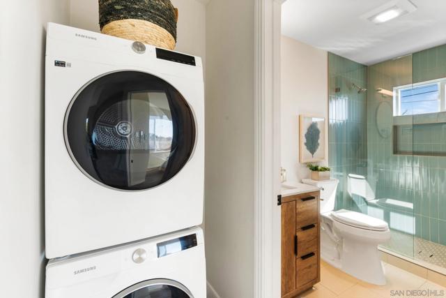 4569 Coronado Ave, San Diego CA: https://media.crmls.org/mediaz/df5ba164-48d6-4bcb-a9af-f1cf194582c3.jpg