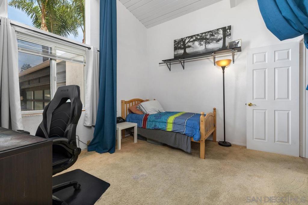 2550 Aster - photo 17