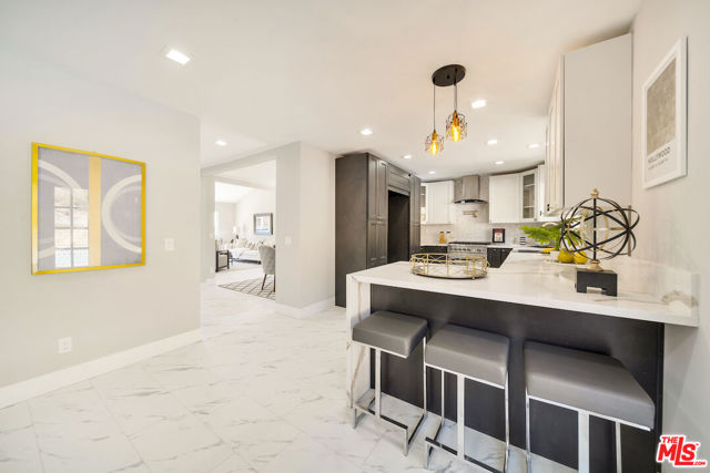 18521 Dylan Street photo 7