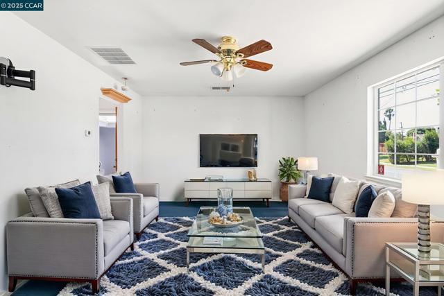 3478 Esperanza Drive, Concord CA: https://media.crmls.org/mediaz/df5c98ba-0837-4fab-848e-8777169c2c19.jpg
