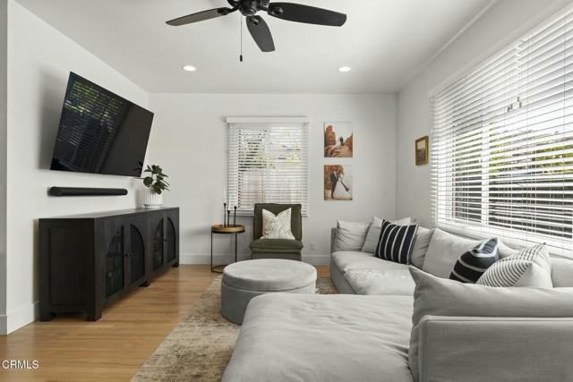 295 297 Estrella Street, Ventura CA: https://media.crmls.org/mediaz/df5d0218-3efc-40ef-96c5-08eacf391216.jpg