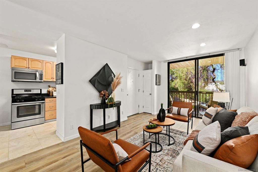 4615 Pico - photo 2