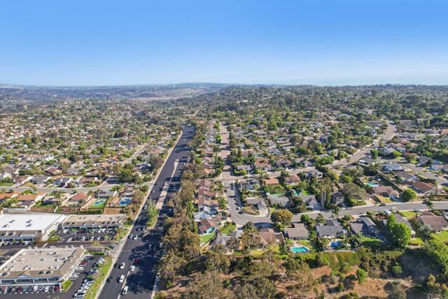 Detail Gallery Image 70 of 72 For 1358 Walnutview Dr, Encinitas,  CA 92024 - 4 Beds | 2 Baths