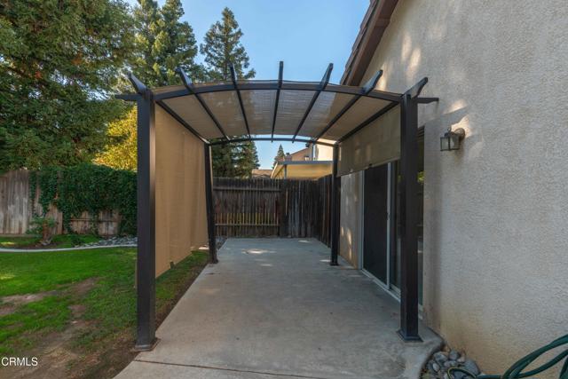 Detail Gallery Image 35 of 37 For 8611 Harbor Club Dr, Bakersfield,  CA 93312 - 3 Beds | 2 Baths