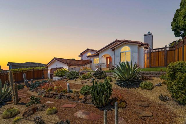 3067 Terrace Drive, Aptos CA: https://media.crmls.org/mediaz/df5fdd43-7edf-4d58-8ee4-8d95aba6c483.jpg