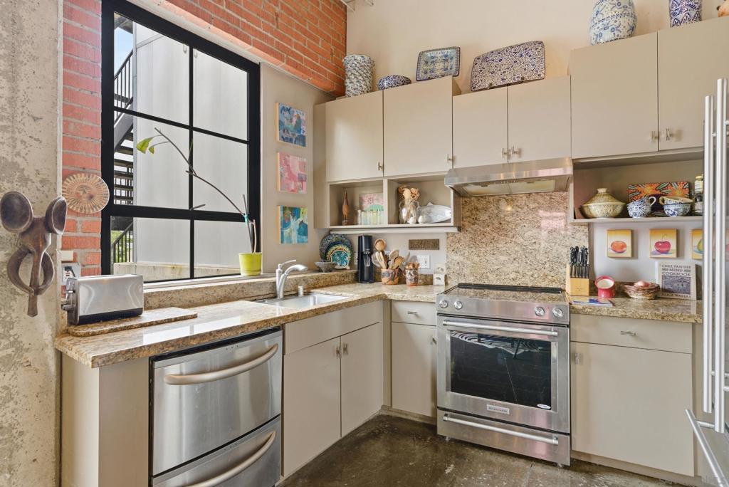 3940 7th Ave - photo 6