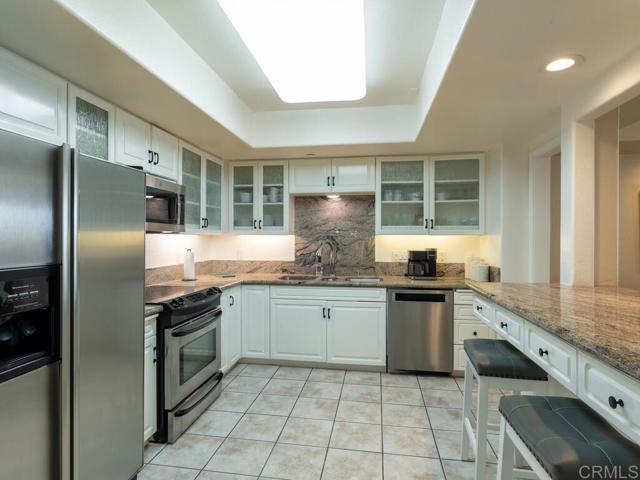 1099 1st Street, Coronado CA: https://media.crmls.org/mediaz/df6466cc-0c42-4135-8a83-f313887d8a2a.jpg