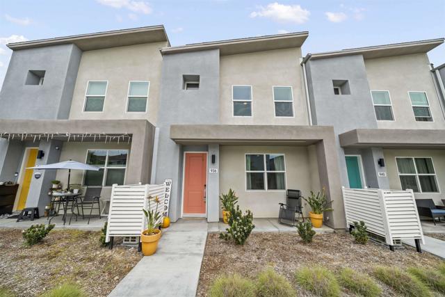 Detail Gallery Image 2 of 28 For 936 Cooper Pl, San Diego,  CA 92102 - 3 Beds | 2/1 Baths