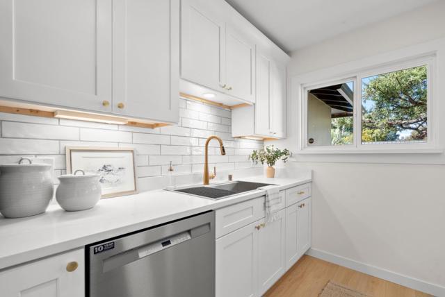 106 Wesley Street, Capitola CA: https://media.crmls.org/mediaz/df65e8bd-1d66-4644-9e1c-60f36ba59a27.jpg