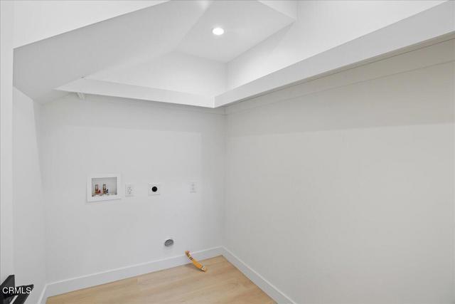 Detail Gallery Image 8 of 16 For 1907 Ocean Ave, Ventura,  CA 93001 - 3 Beds | 2 Baths