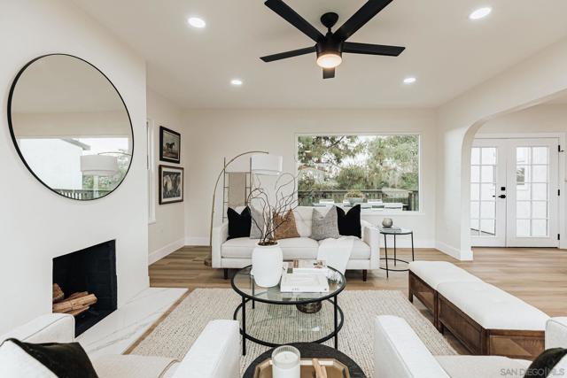 4033 S Hempstead Cir, San Diego CA: https://media.crmls.org/mediaz/df66466b-f781-48e2-99c8-8f3c31142027.jpg