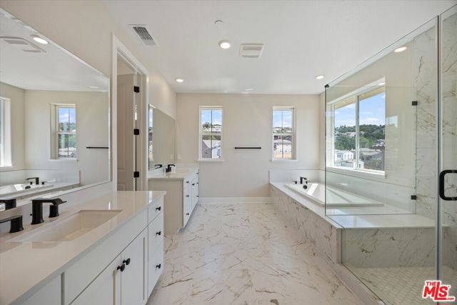 5153 Wild Oak Lane, El Dorado Hills CA: https://media.crmls.org/mediaz/df668c6a-593a-44ea-b007-dd131d3de84b.jpg