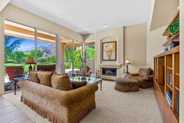 79765 Liga, La Quinta CA: https://media.crmls.org/mediaz/df67fcea-e9b4-4567-a2c4-2f4e1571cbc4.jpg