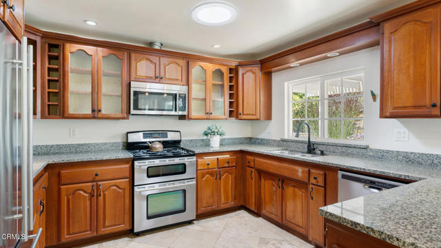 Detail Gallery Image 10 of 30 For 644 Chalk Hill Rd, Solvang,  CA 93463 - 3 Beds | 2 Baths