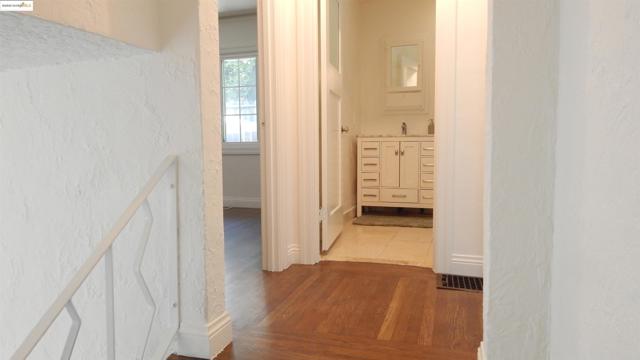 108 Green St, Martinez CA: https://media.crmls.org/mediaz/df688474-dc47-4883-b4b0-a48697ea8680.jpg