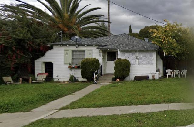 28 Sunnyslope Avenue, San Jose CA: https://media.crmls.org/mediaz/df68cb71-d529-4998-931a-fe3ae33036ea.jpg