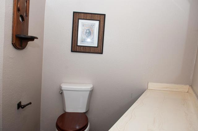 Detail Gallery Image 36 of 36 For 1523 E Windsor Rd 105b,  Glendale,  CA 91205 - 2 Beds | 1/1 Baths