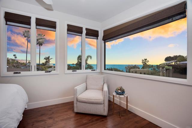 Detail Gallery Image 16 of 33 For 152 7th St, Del Mar,  CA 92014 - 3 Beds | 3/1 Baths