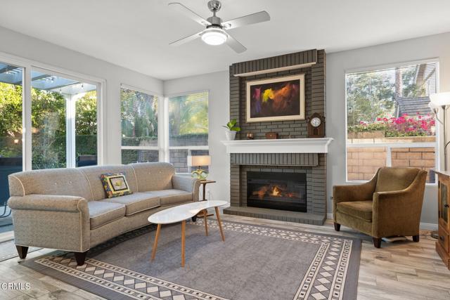 2106 Fox Den Court, Oxnard CA: https://media.crmls.org/mediaz/df6dad90-d6dd-414a-b6ef-55c3ae1b7864.jpg