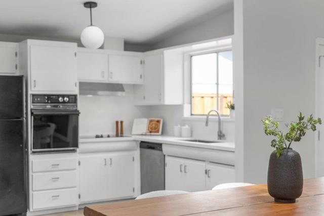 385 Cronin Drive, Santa Clara CA: https://media.crmls.org/mediaz/df6e7780-e971-435d-a379-4a8d22abcbd3.jpg