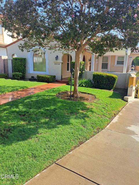 208 N Primrose Avenue, Alhambra CA: https://media.crmls.org/mediaz/df6e8367-b4f2-4a9d-b3aa-700c303debfa.jpg